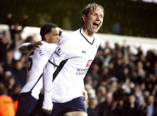 《女子棒球的崛起：那个敢于在男子联赛中投球的女孩们》